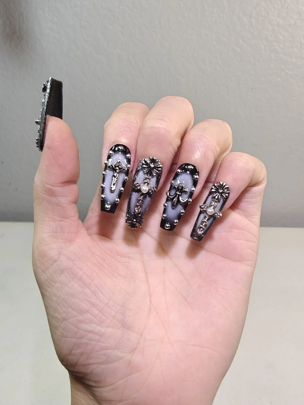 Gothic Black Gray Ombre Long Coffin Press On Nails With Cross Daisy Rhinestones